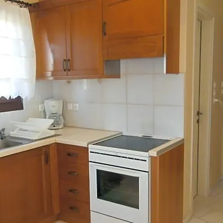 Kedros Hotel 3*